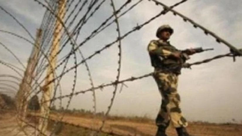 Pakistani intruder arrested at Jammu border with security forces