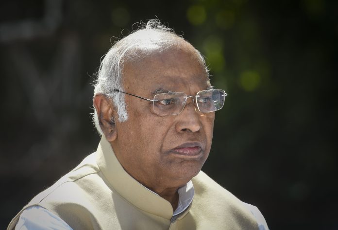 Congress leaders criticize Modi over new H-1B visa fees