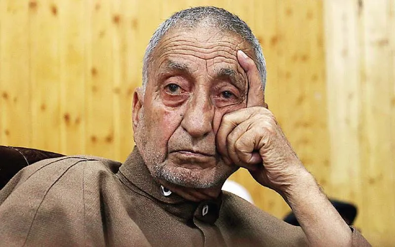 Prof Abdul Gani Bhat's funeral service in Sopore