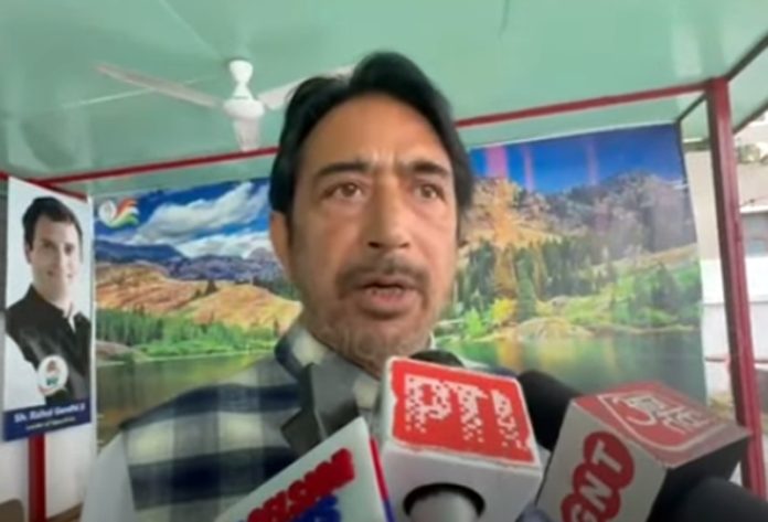 AICC signature campaign against vote chori in Anantnag
