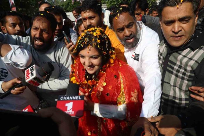 Devyani Rana celebrates her victory in Nagrota